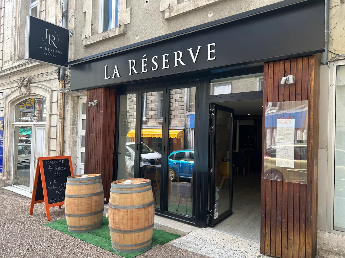 La Réserve, bar à tapas à Nontron